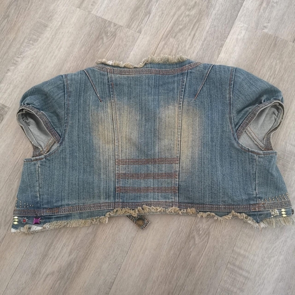 Demin Vest - Picture 2 of 6